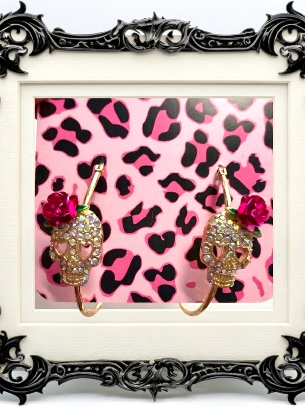 Gold Skull Hoop Earrings with Pink Rose Accent, Betsy Johnson inspired Goth 🩷🖤